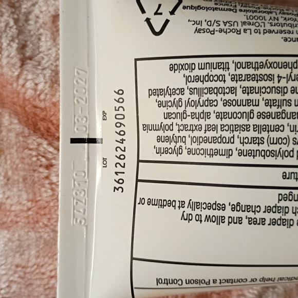 LA ROCHE POSAY XLG Cicaplast Balm B5+ Soothing Therapeutic Multi-Purpose Cream - Picture 3 of 11